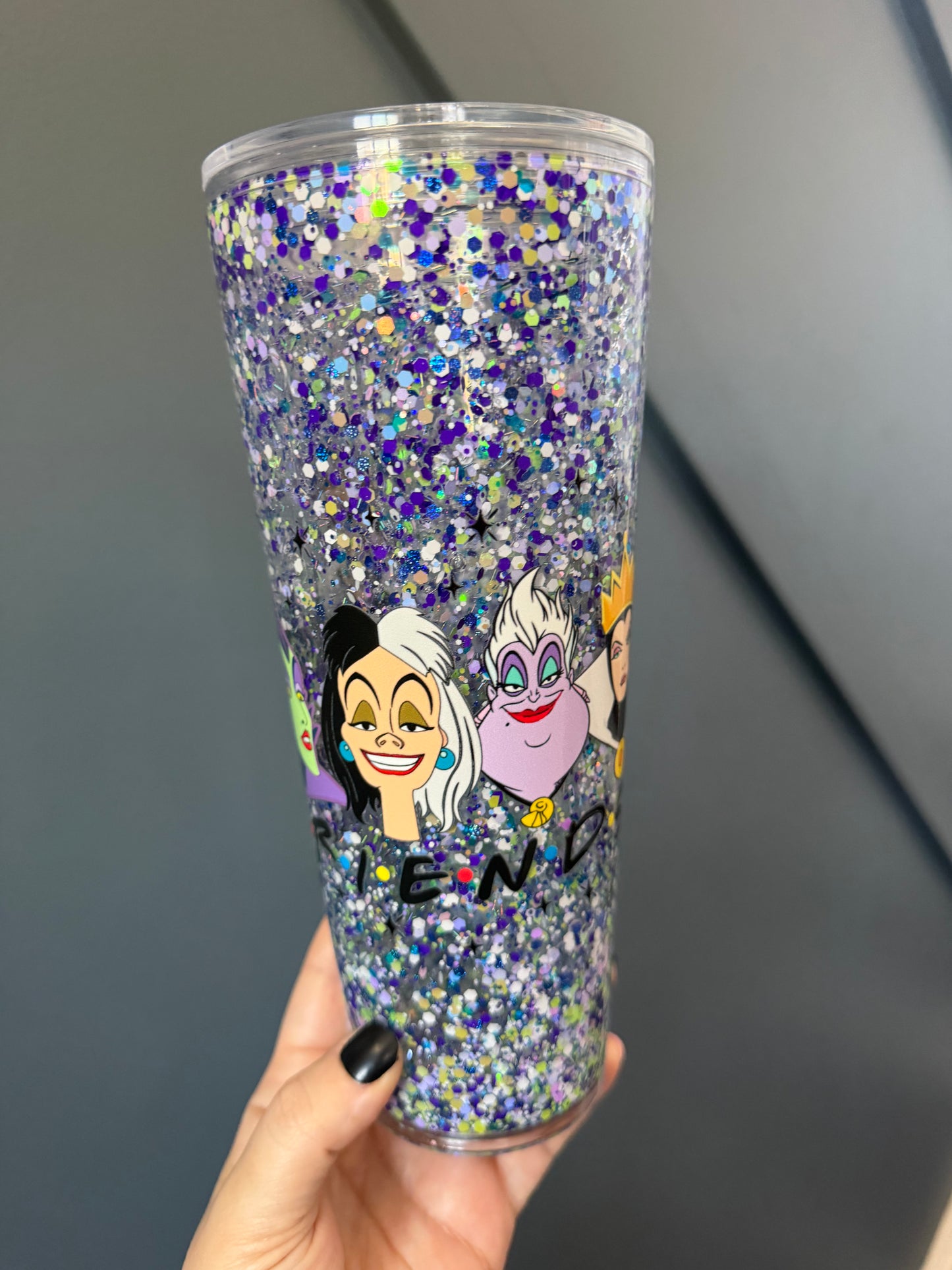 Friends 24oz Snowglobe Tumbler